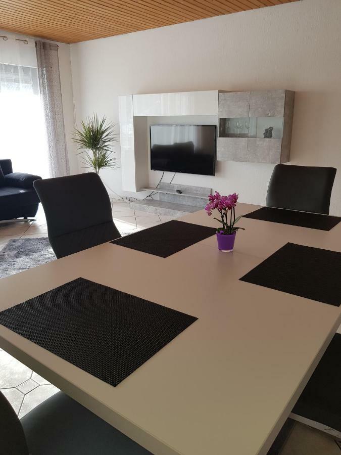 Ferienwohnung Tinas Beauty Неккарштайнах Экстерьер фото